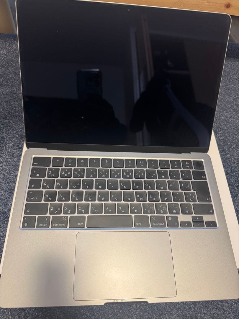 MacBook Air M2 メモリ16GB SSD256GB シルバー