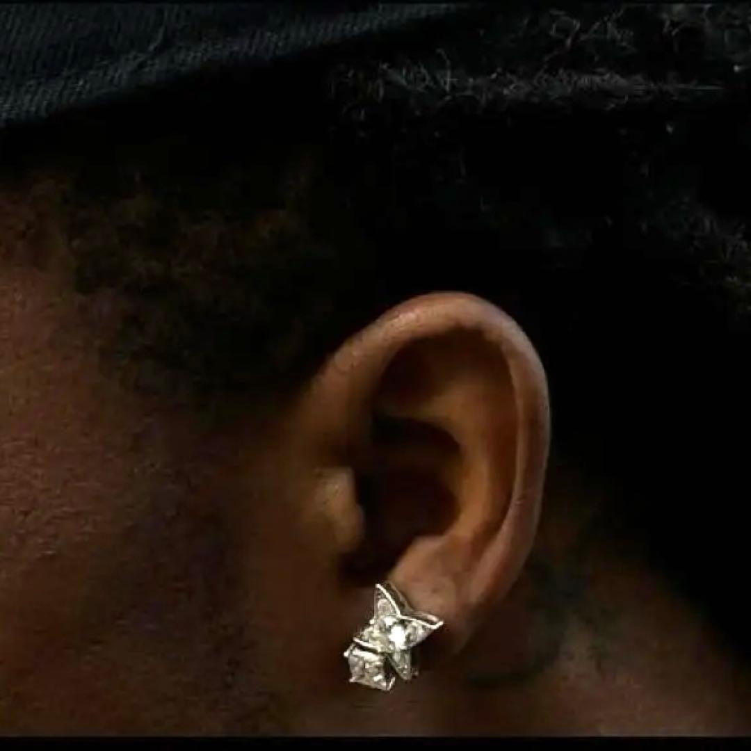 星型シルバーピアス 純銀製モアサナイトダイヤモンド