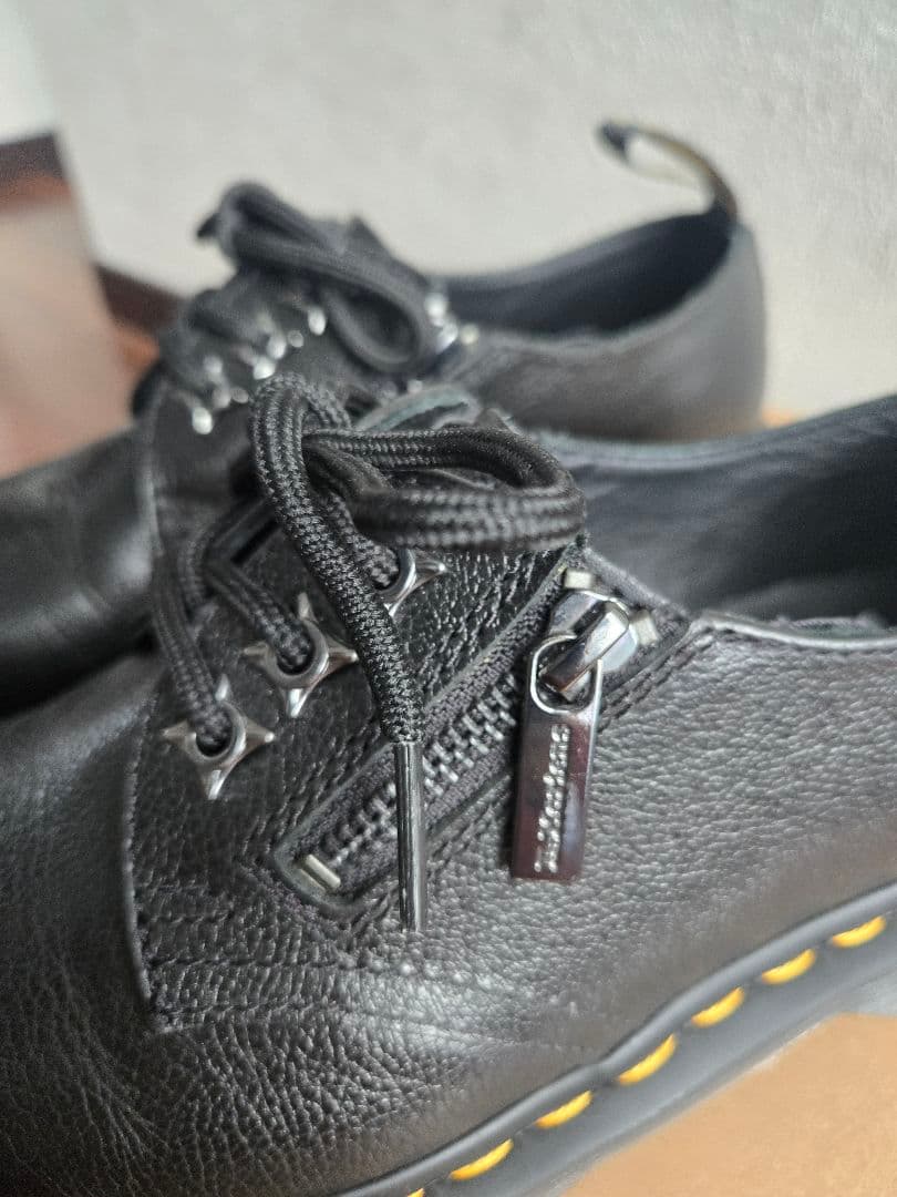 ドクターマーチン 3ホール 1461 ZIP