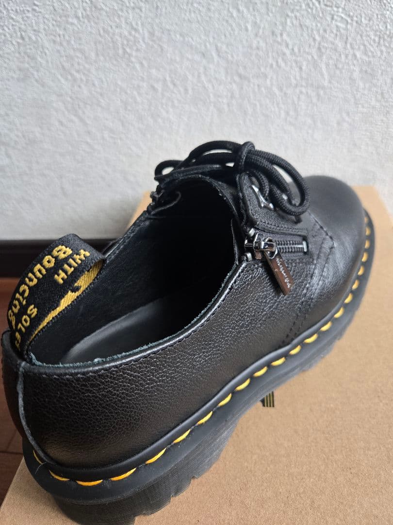 ドクターマーチン 3ホール 1461 ZIP