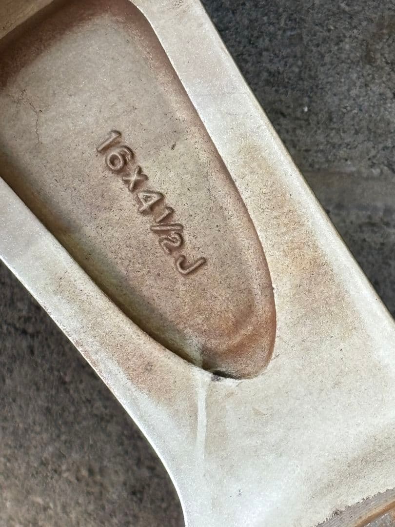 さ*な様 l175s ムーヴrs 純正 16インチ アルミホイール PCD100