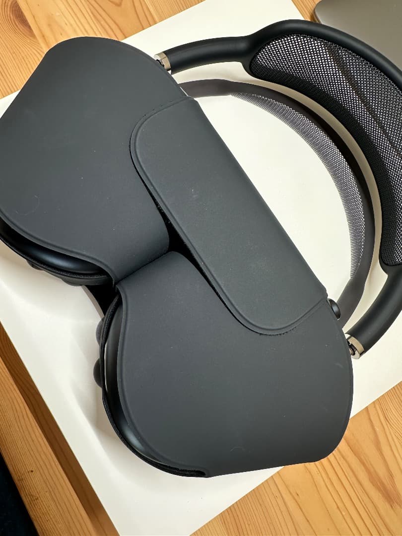 AirPods Max（第二世代）ミッドナイト