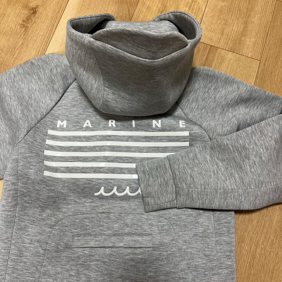 muta ボンディングパーカー