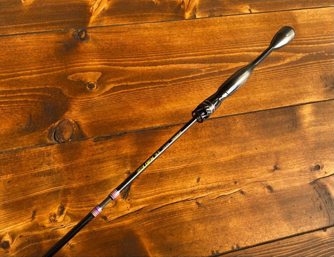 新品未使用　超軽量　カーボンロッド　トラウトロッド　スピニングロッド　アジング