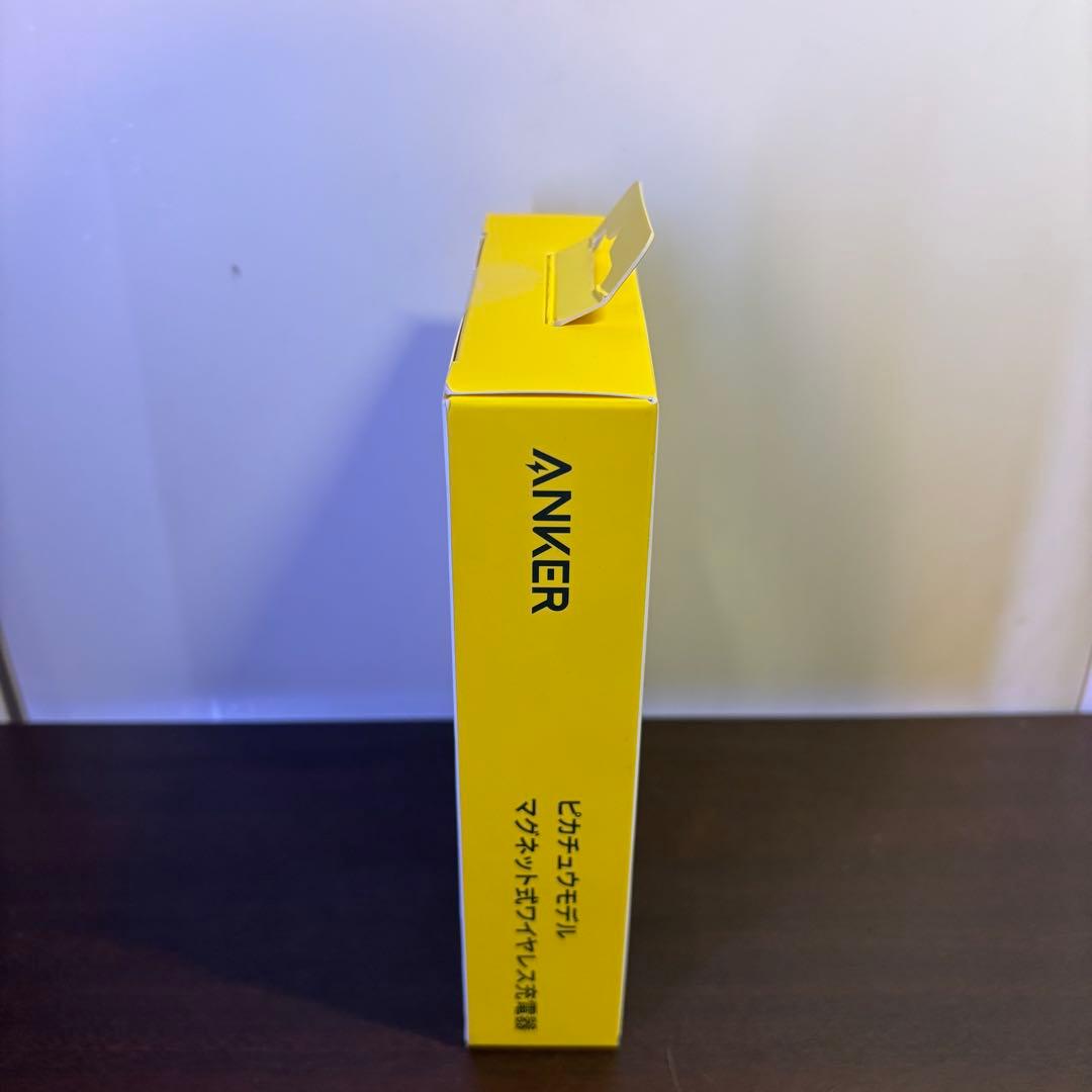 Anker ピカチュウモデル マグネット式ワイヤレス充電器 新品同様 箱付き