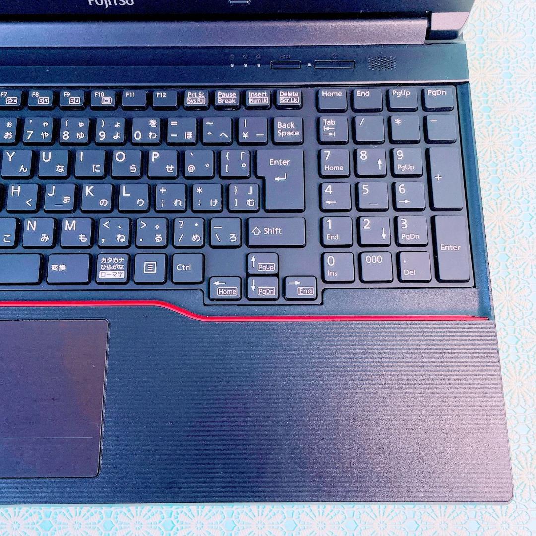 動作良好❣️黒ノートパソコン✨️事務作業におすすめ大容量SSD512GB✨️16GB