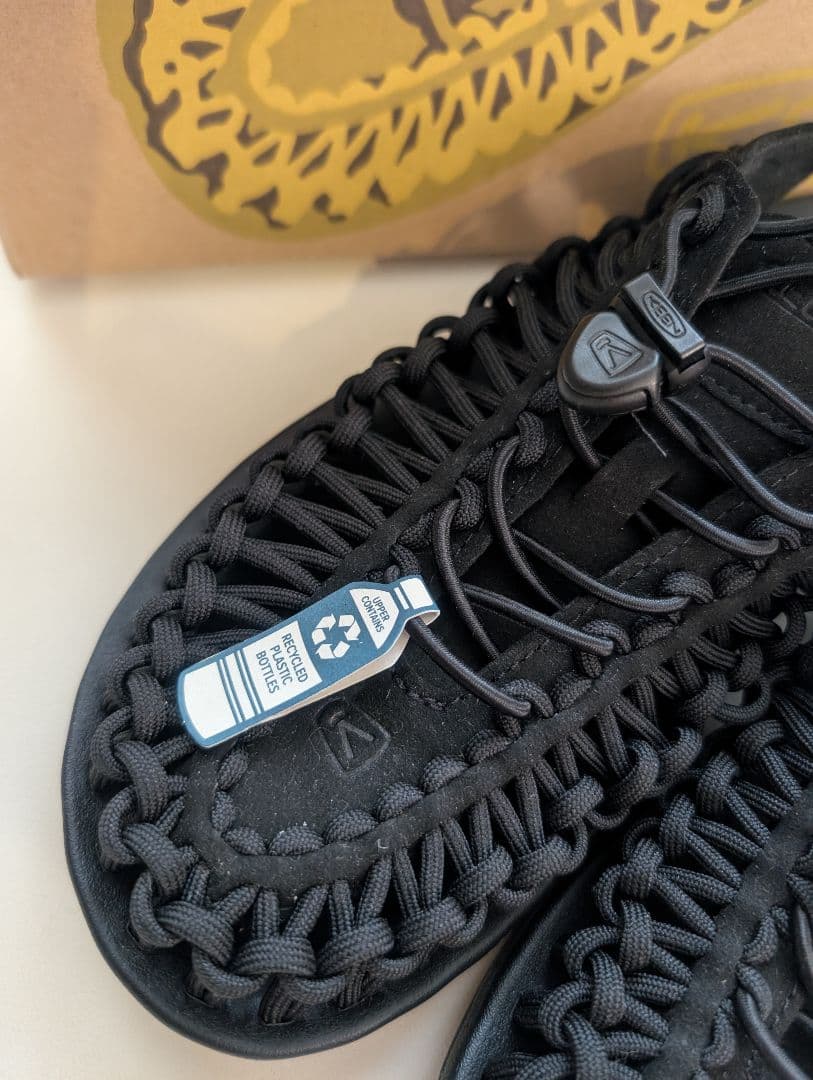 keen ユニークサンダル　25.5cm