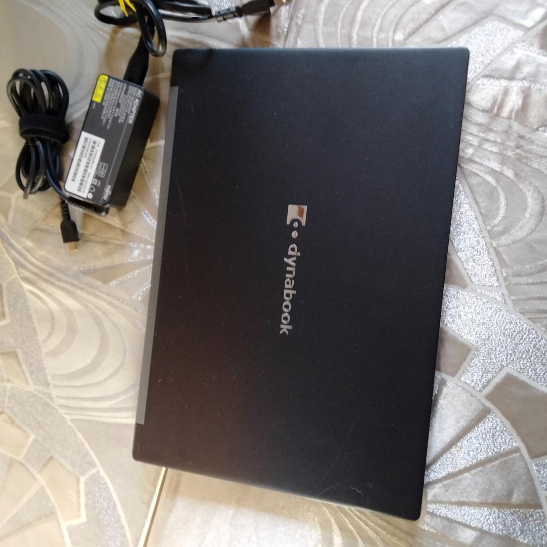 東芝 11世代 i5 1135G7/１３インチ 56G 1920x1080