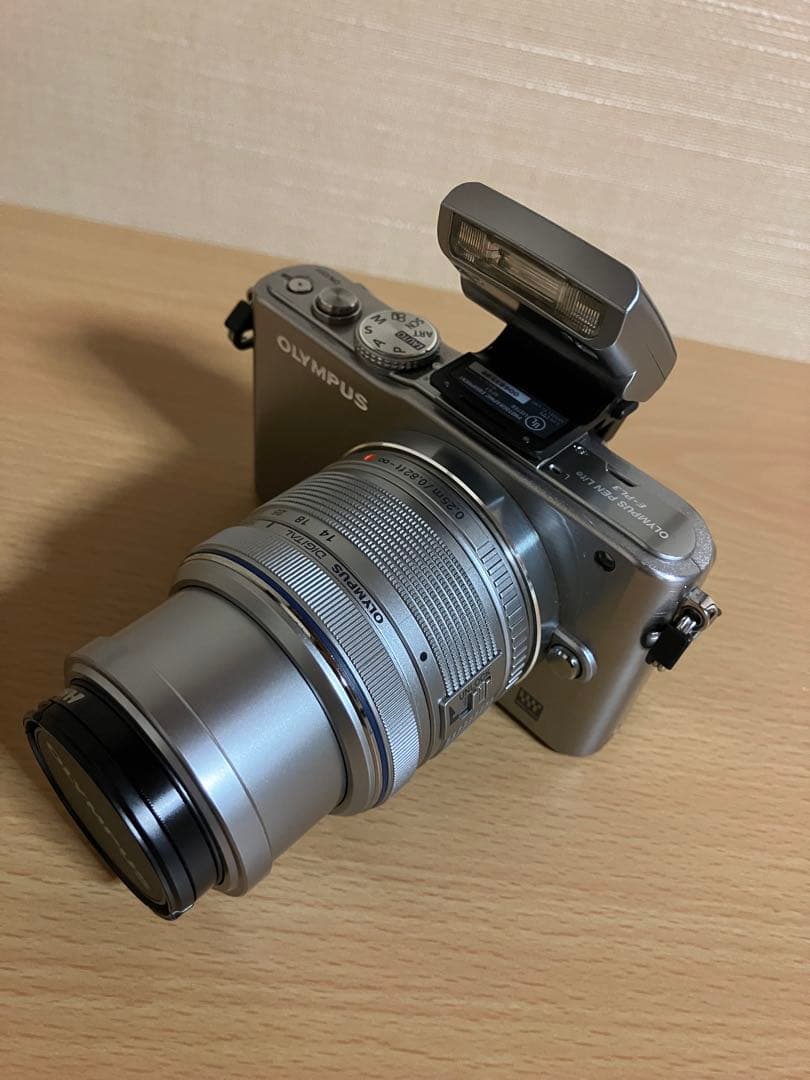 OLYMPUS PEN Lite E-PL3 ミラーレス一眼 デジカメ　シルバー