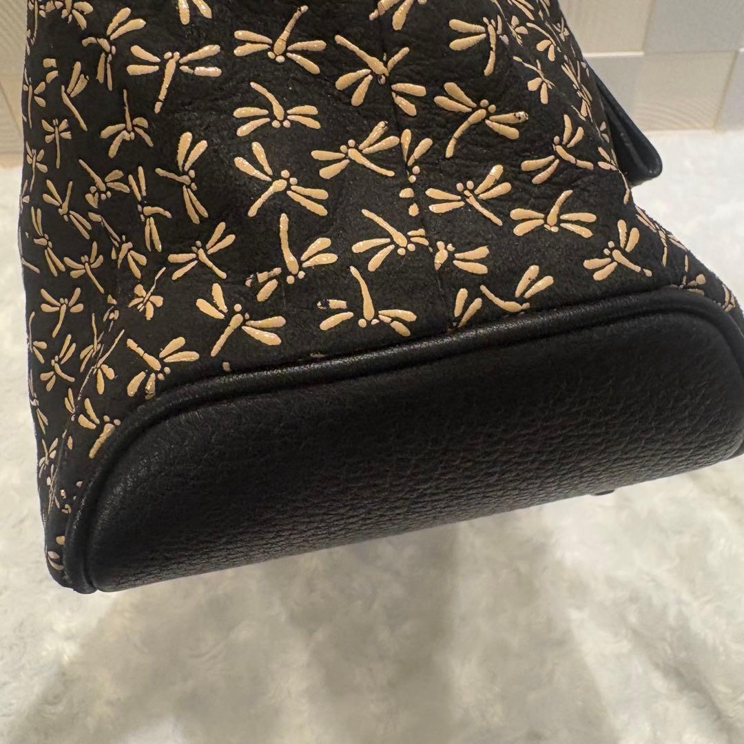 印伝　手提げ　ハンドバッグ　黒地　白漆　とんぼ　印傳屋 JRA公認　鹿革