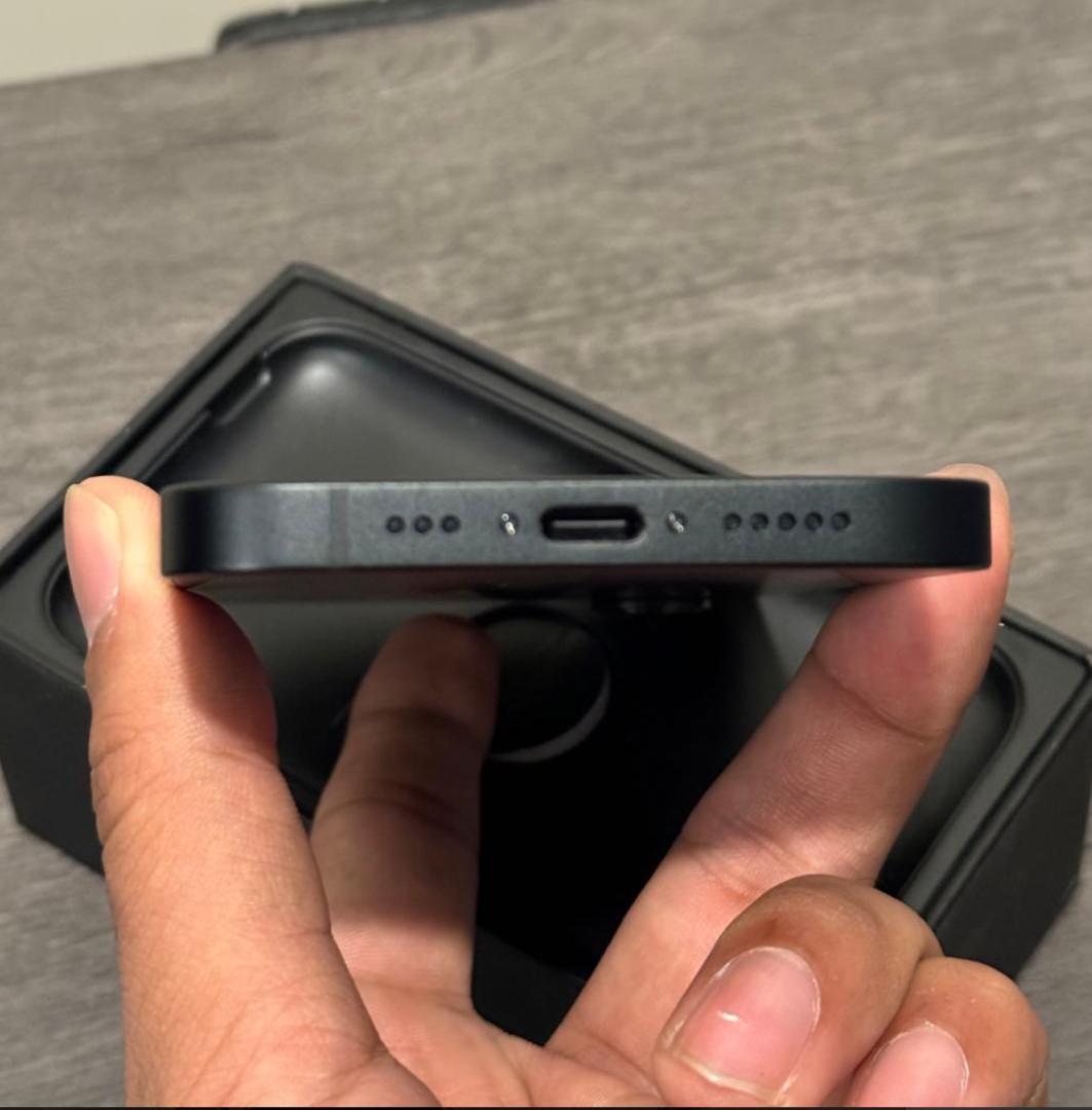 [新品同様] iPhone 16e｜128GB｜SIMフリー