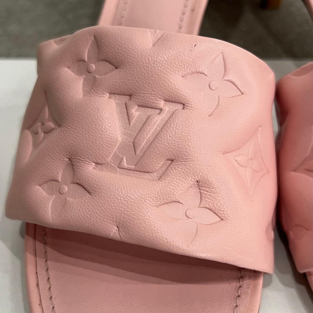 未使用 LOUIS VUITTON リバイバルライン エンボスサンダル ミュール