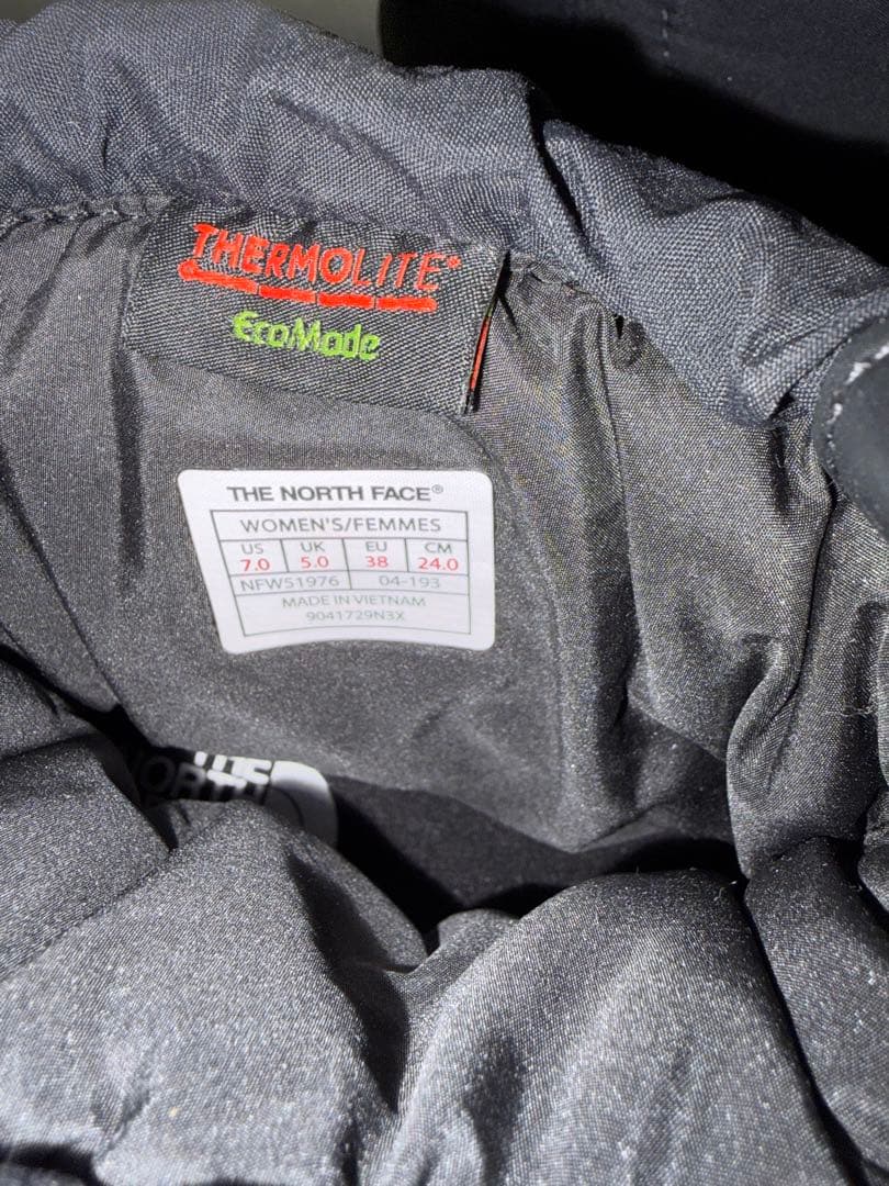 極美品ノースW Nuptse Bootie WP VII Short 黒24cm