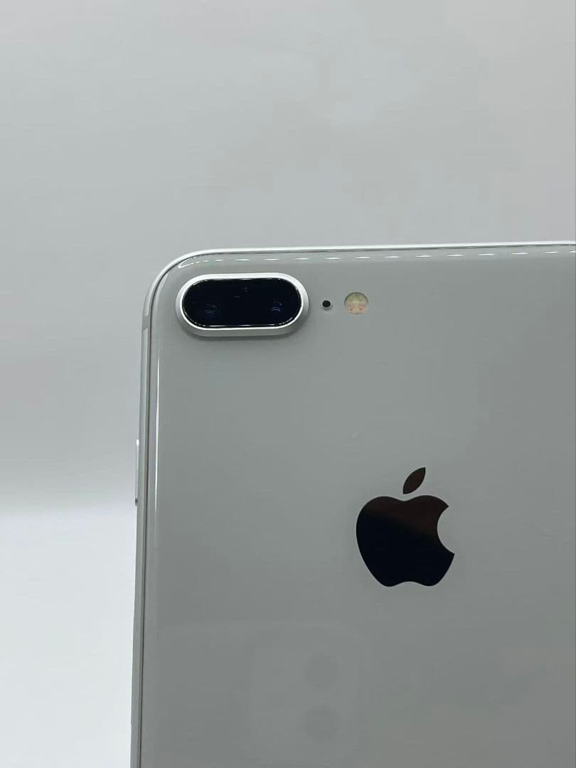 iPhone 8 Plus 64GB SIMフリー バッテリー80% 美品