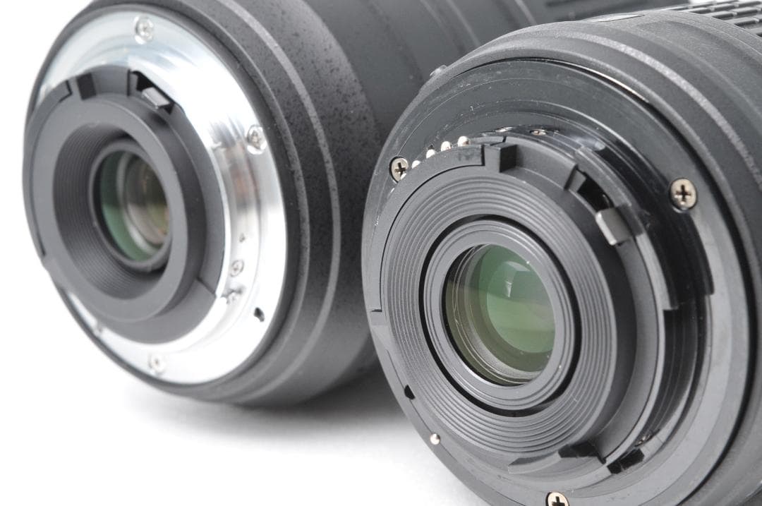 シャッター数新品級❣️美品 Nikon D5300⭐️Wi-Fi ダブルレンズ