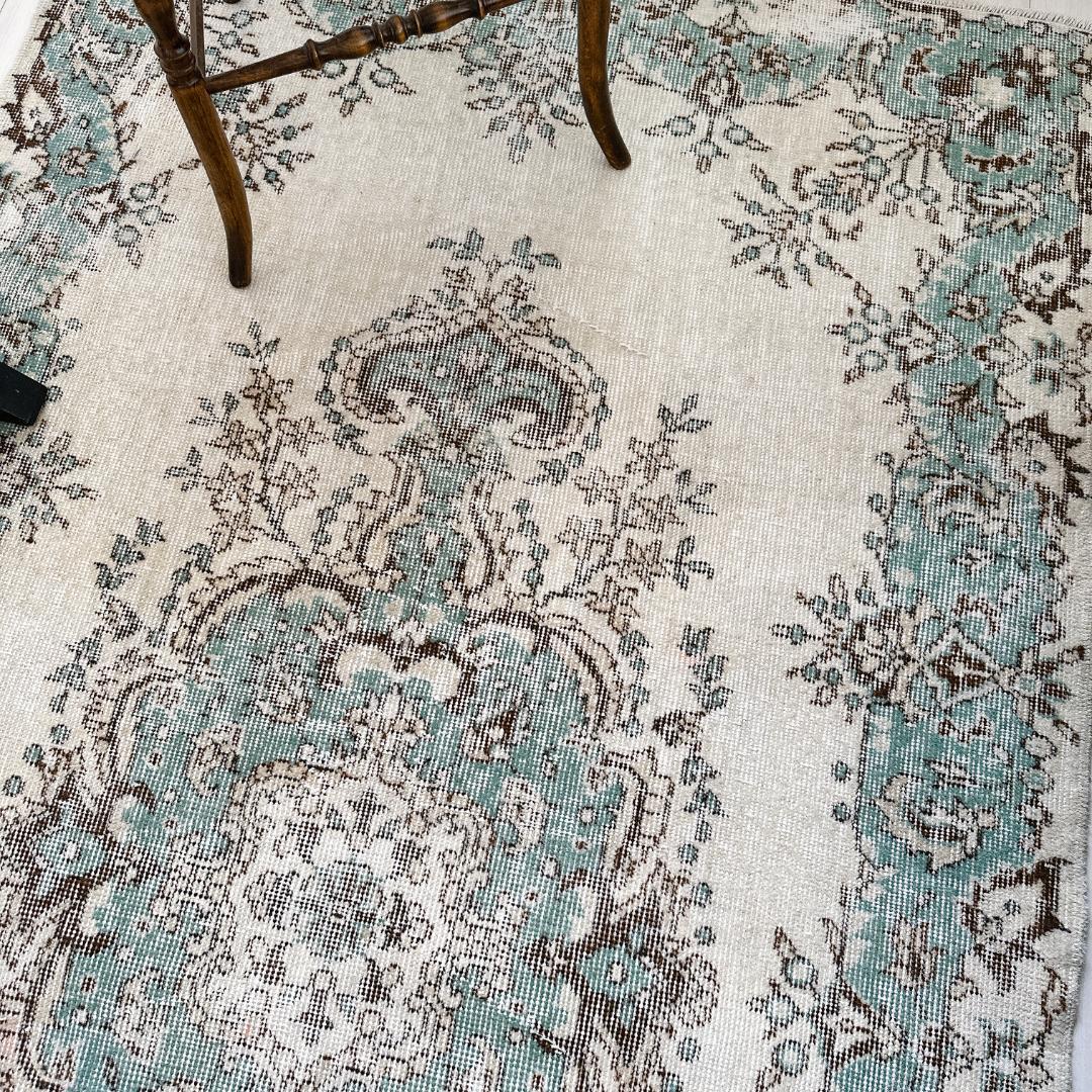 トルコ ヴィンテージラグ A121 定番 クリーム ターコイズブルー メダリオン