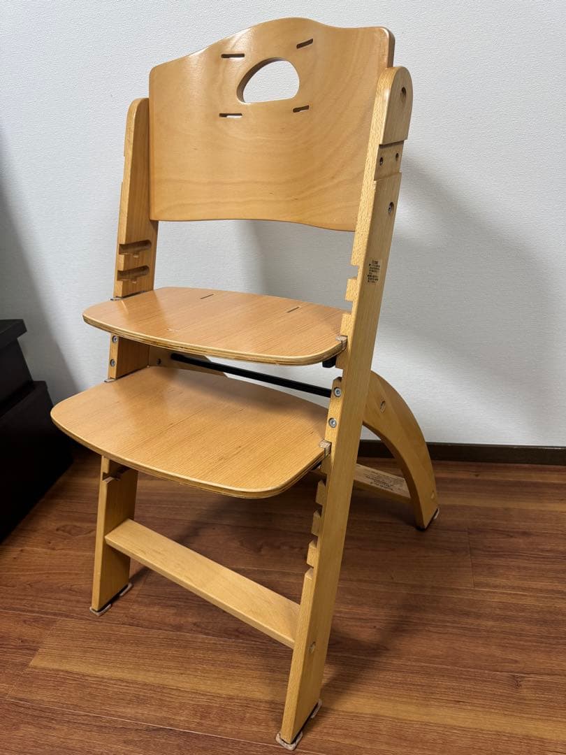 ビヨンドジュニアハイチェア Abiie オリーブ beyond 少し難あり