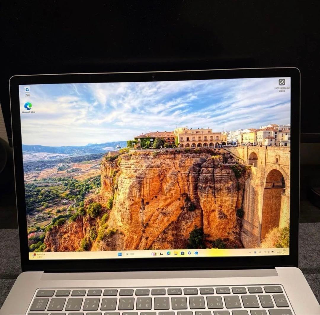 ほぼ新品 15インチ Surface Laptop4 i7/8GB /タッチ3K
