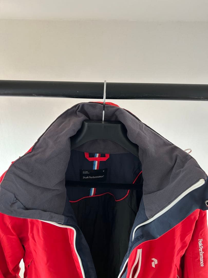 ピークパフォーマンスpeakperformance マルーンジャケットM 美品