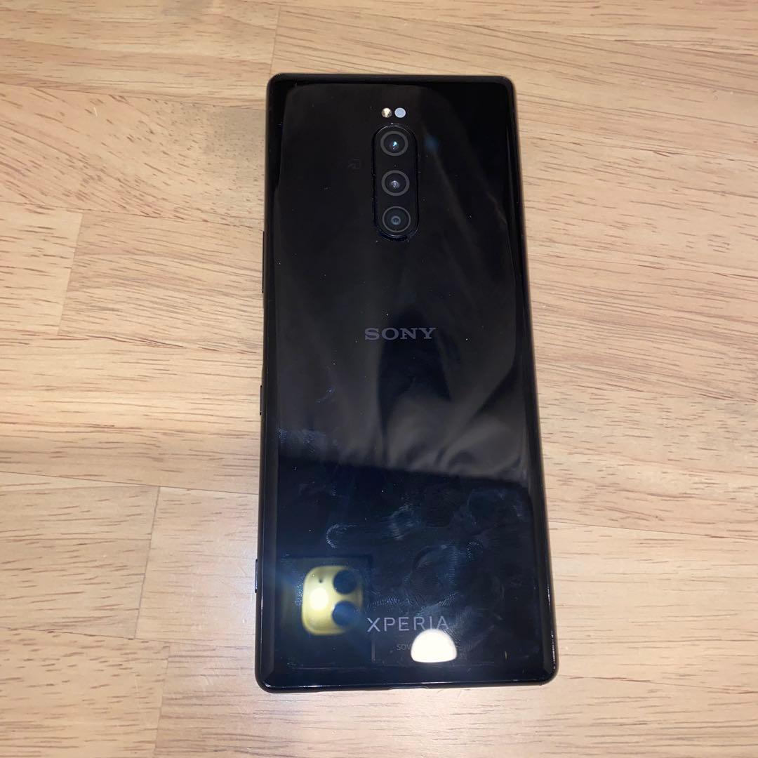 Xperia1 SOV40 ブラック本体　手帳型ケースと箱付き