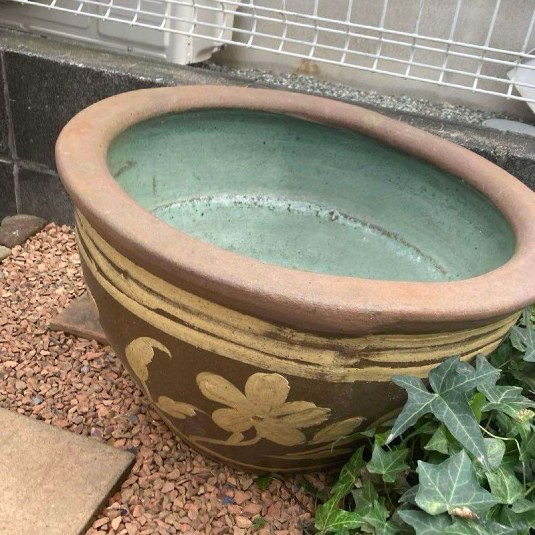 特大　水鉢　メダカ鉢　睡蓮鉢　金魚鉢　陶器製　ガーデニング