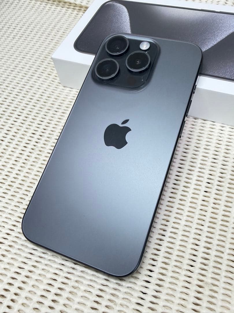 バッテリー残量91％　iPhone 15 Pro 256GB ブラックチタニウム