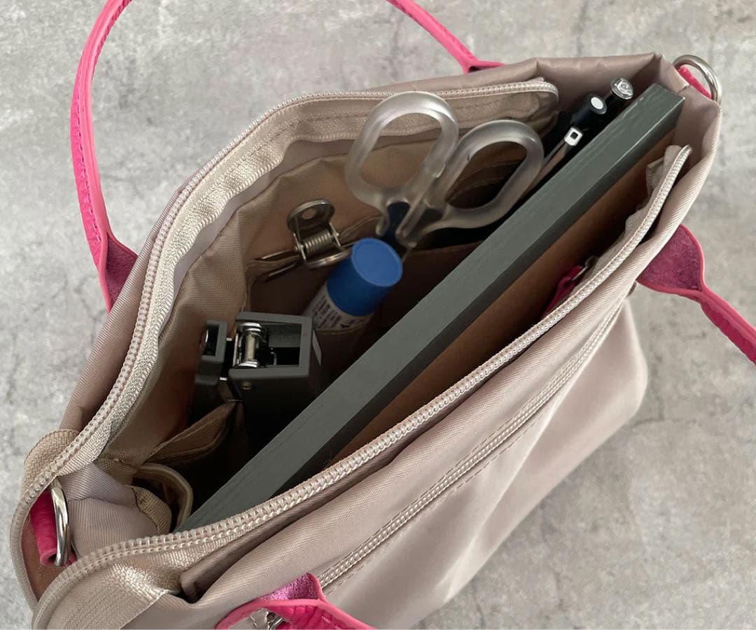 タイムセール　新品未使用　サロンドアルファード　バッグインバッグとパールハンドル