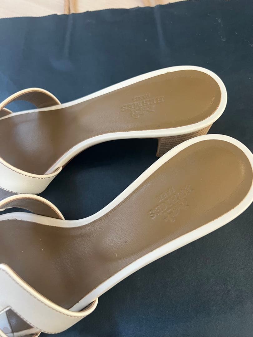 エルメス オアジス サンダル ホワイト