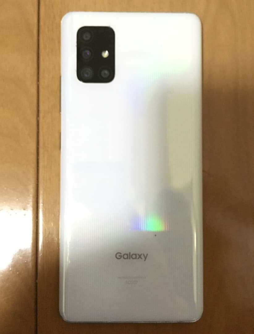 Galaxy A51 5G auUQ SIMロック解除済 動作OK 美品 訳あり