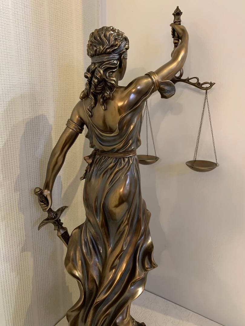 アンティーク 正義の女神の置物 像 ID-391
