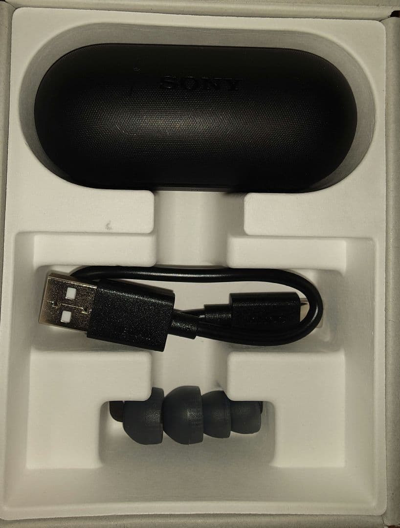 極美品　SONY WF-C700N フルワイヤレスイヤホン ノイズキャンセリング