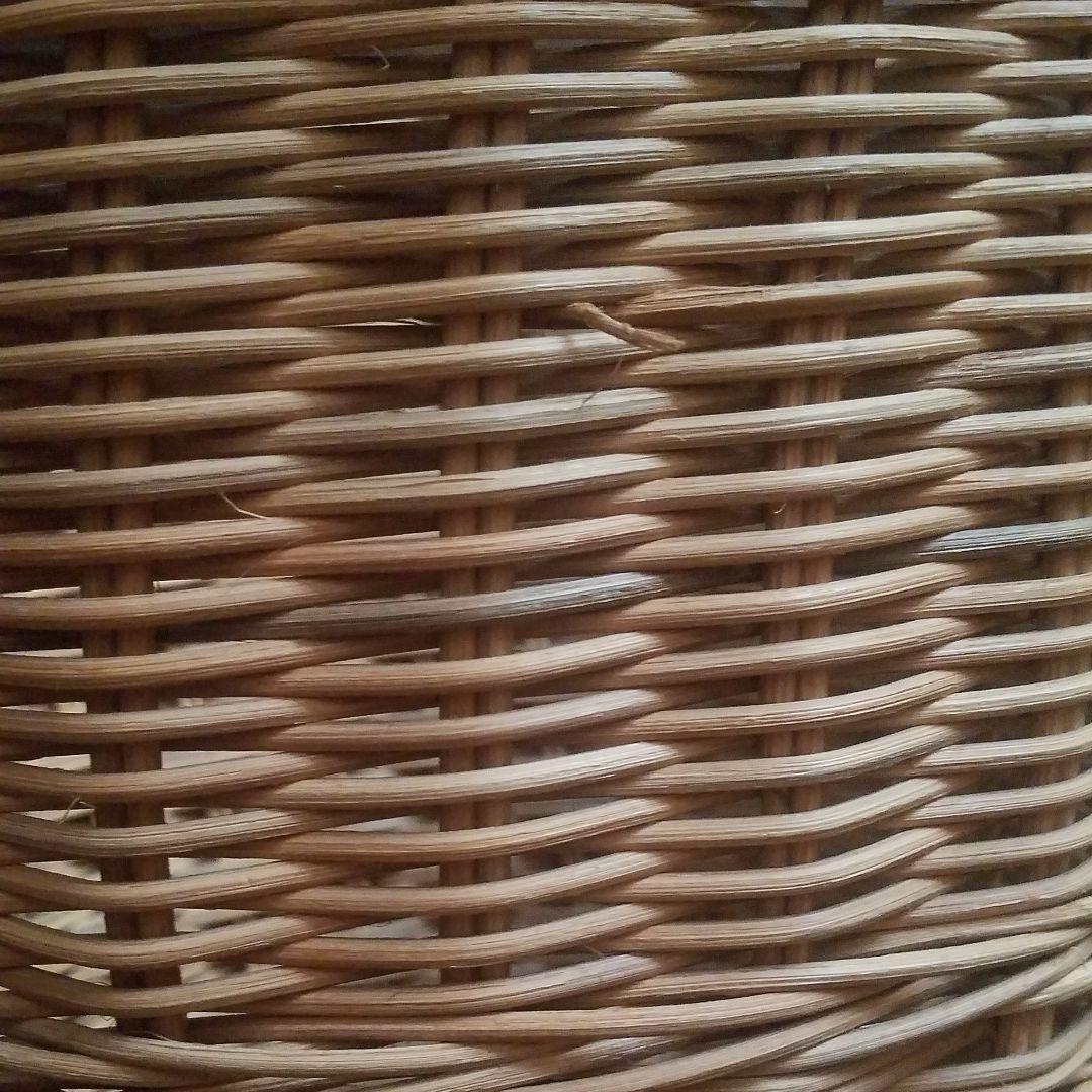 丸型藤製バスケット　かご　籠　カゴ　観葉植物　インテリア　アジアン　エスニック