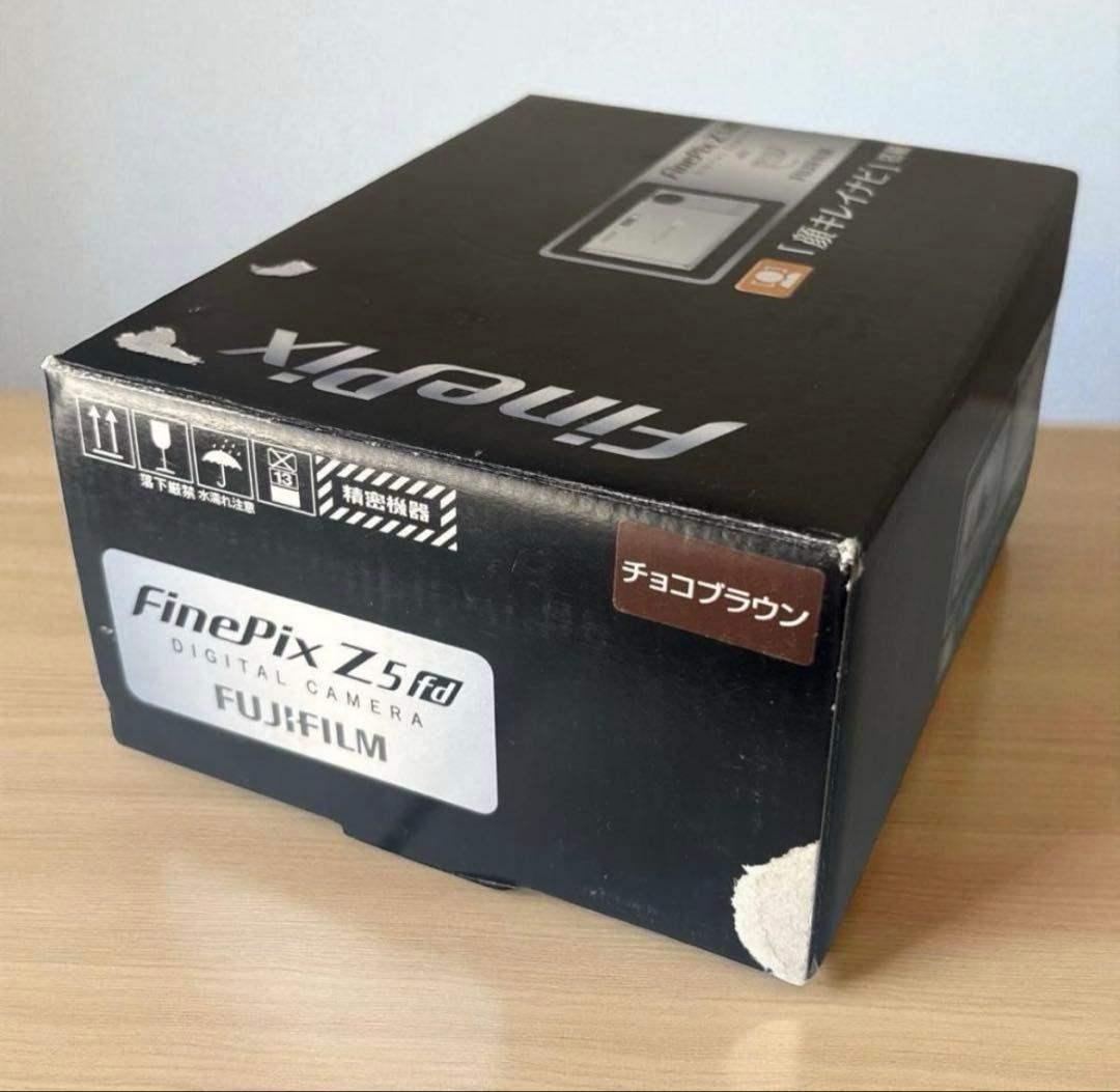 【超美品】FUJIFILM Finepix Z5fd 人気色ブラウン　美元箱付き