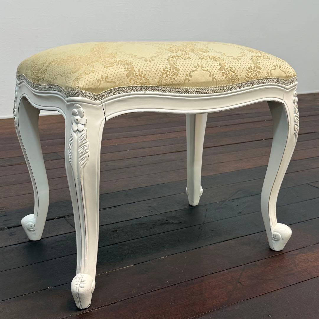 H112K62m クロシオ フランシスカ 猫脚 スツール