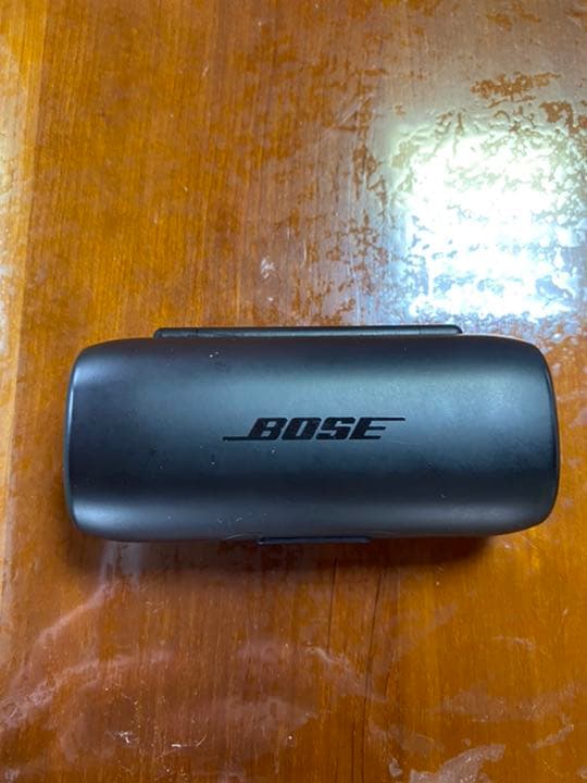 お値下げ中‼️BOSE SOUNDSPORT FREE BLACK