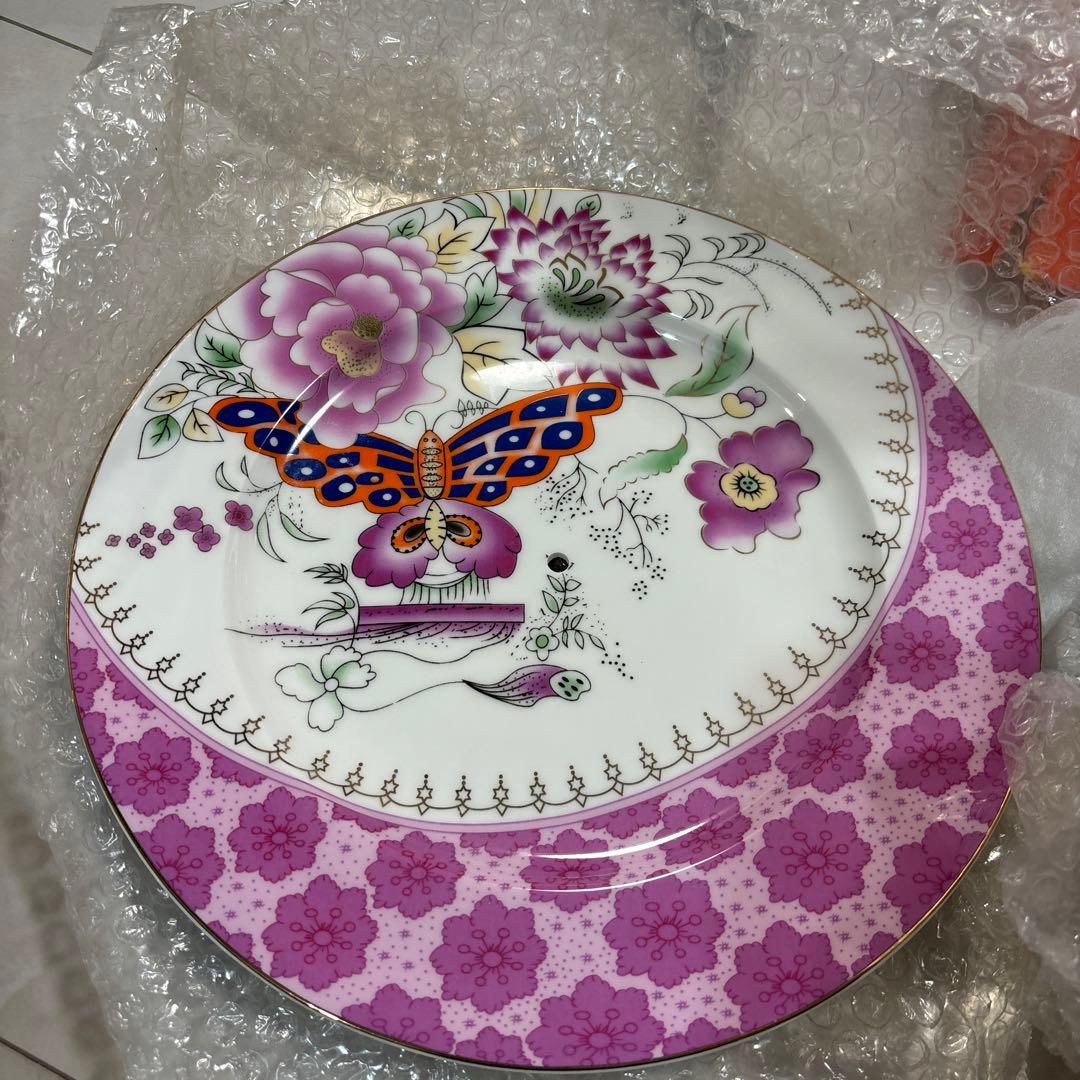 アフタヌーンティー　ウェッジウッド　 ケーキスタンド