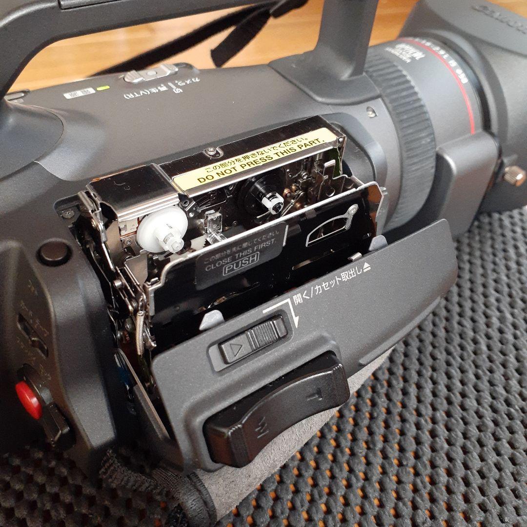 ビデオカメラ Canon DM-XV2