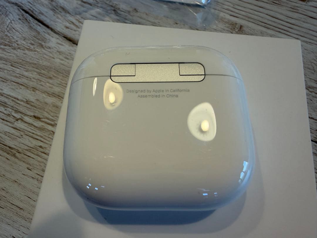 3回使用美品Apple AirPods 4ノイキャン無し