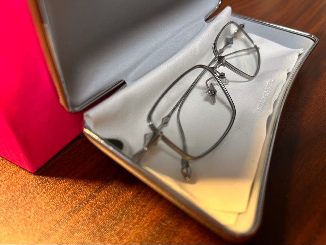 小物 Gentle monster Atomic-02