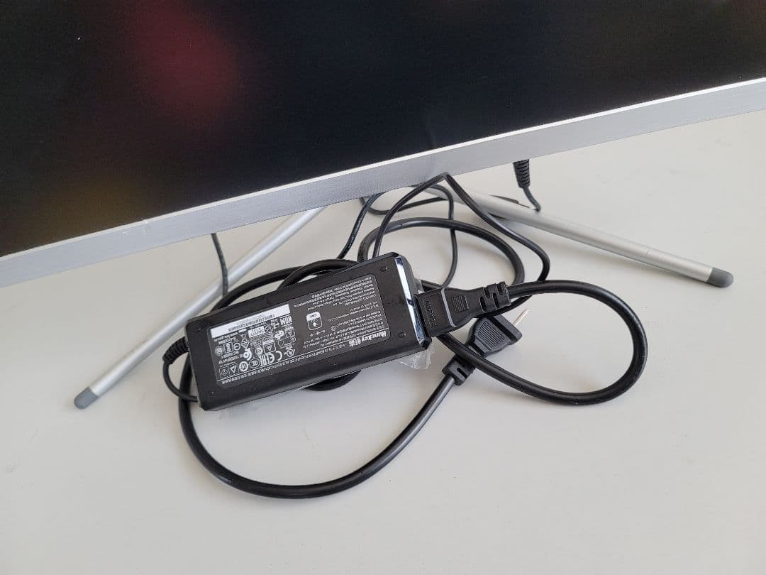 美品　Skynew 一体型PC i7-8565U/16GB/SSD 256GB