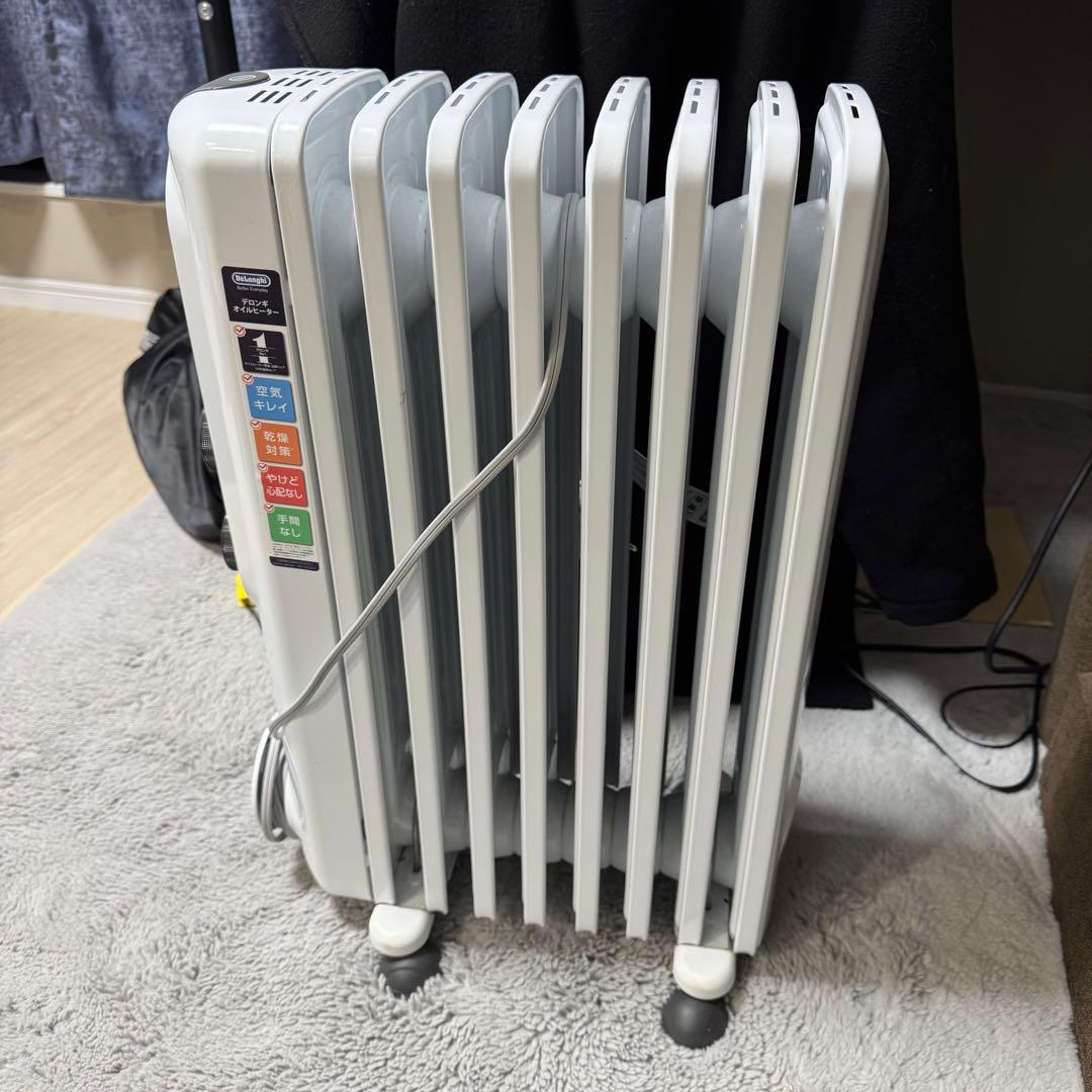 【中古】デロンギ オイルヒーター RHJ35M0812-DG