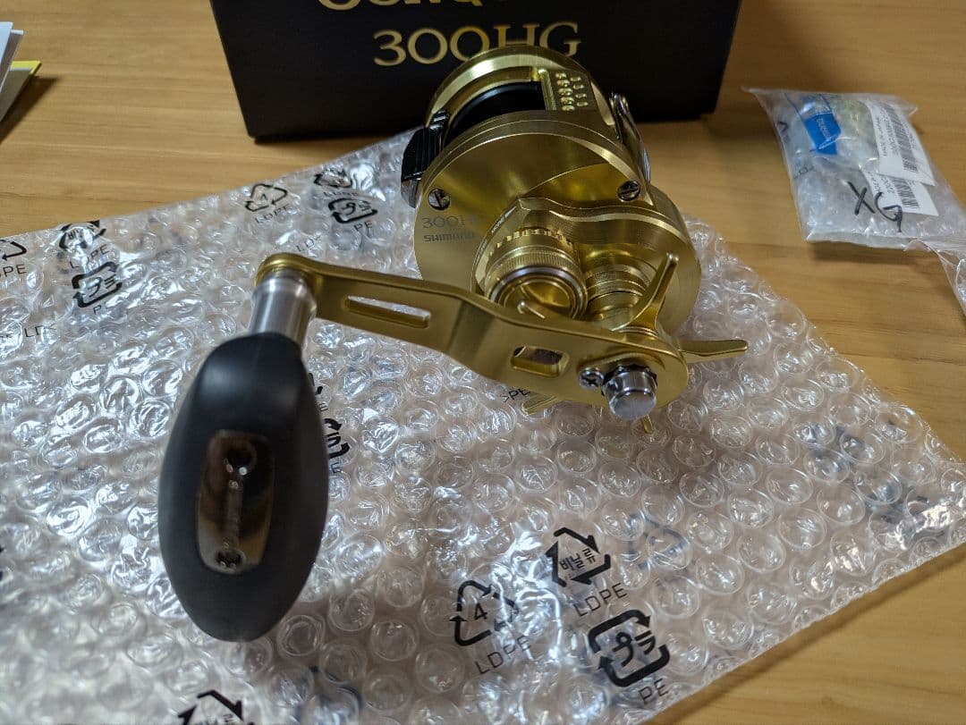 シマノ　22オシアコンクエスト300HG 中古品　他部品付き