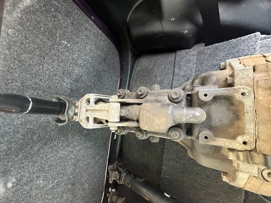 引き取り限定 TOYOTA　5速　マニュアルトランスミッション　R154