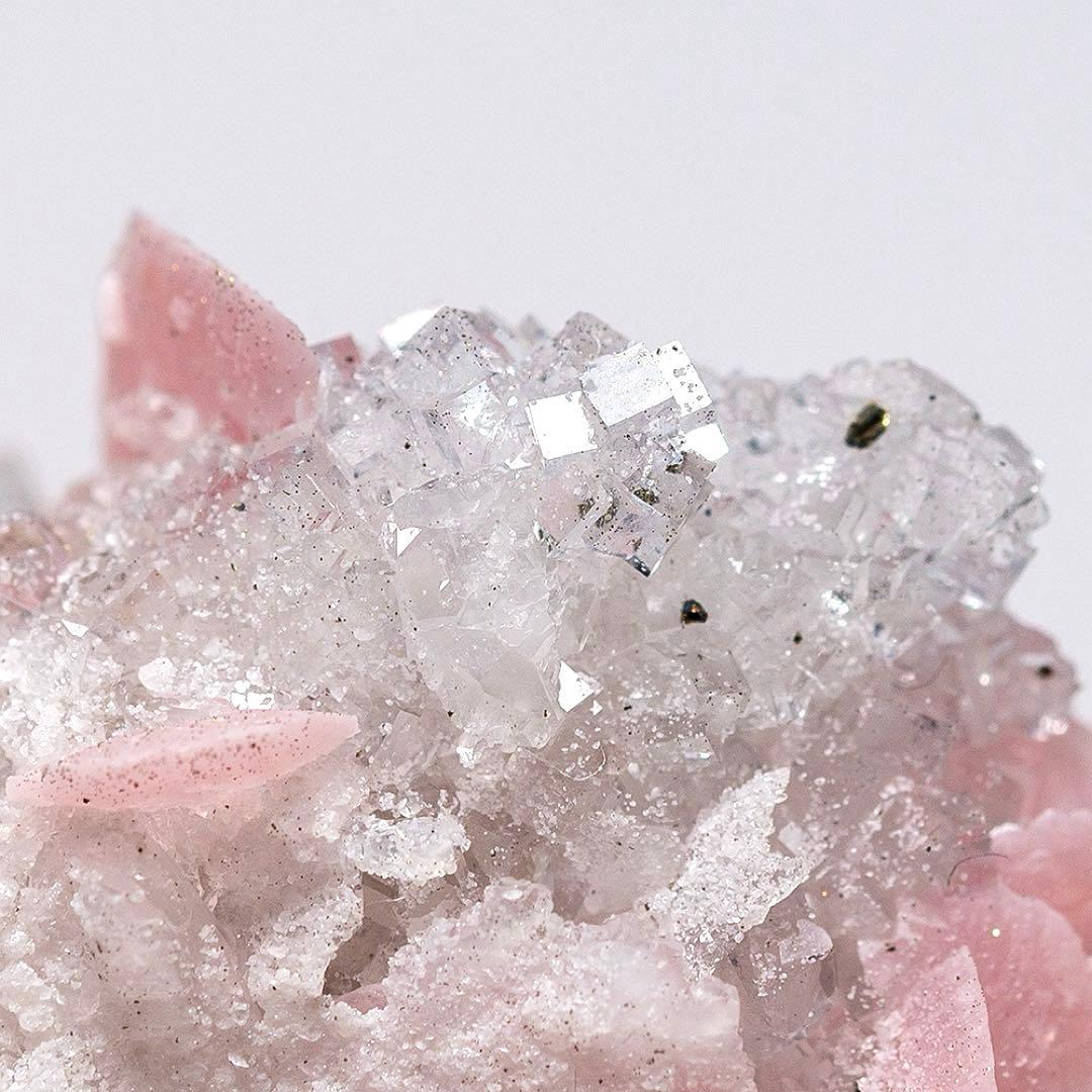 中国 ロードクロサイト フローライト 天然石 原石 鉱物標本 鉱石 蛍石 725