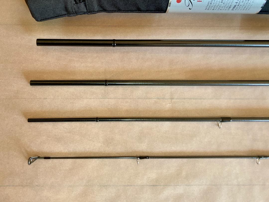 アルトモア・トラベラー　F906ー4