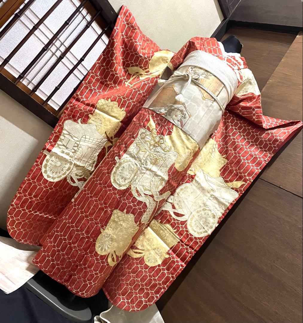 振袖 フルセット6点サイズM〜Ｌ駒刺繍　御所車文　金彩　正絹