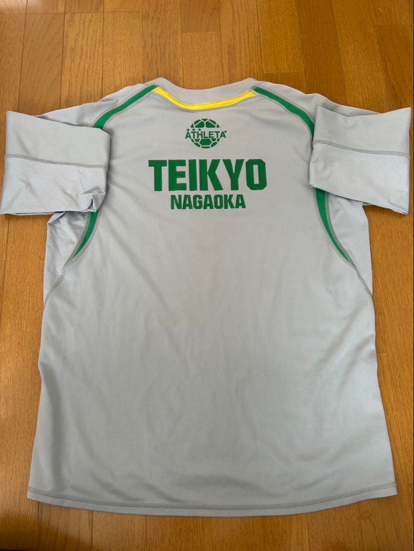 帝京長岡　サッカー　長袖　ウェア