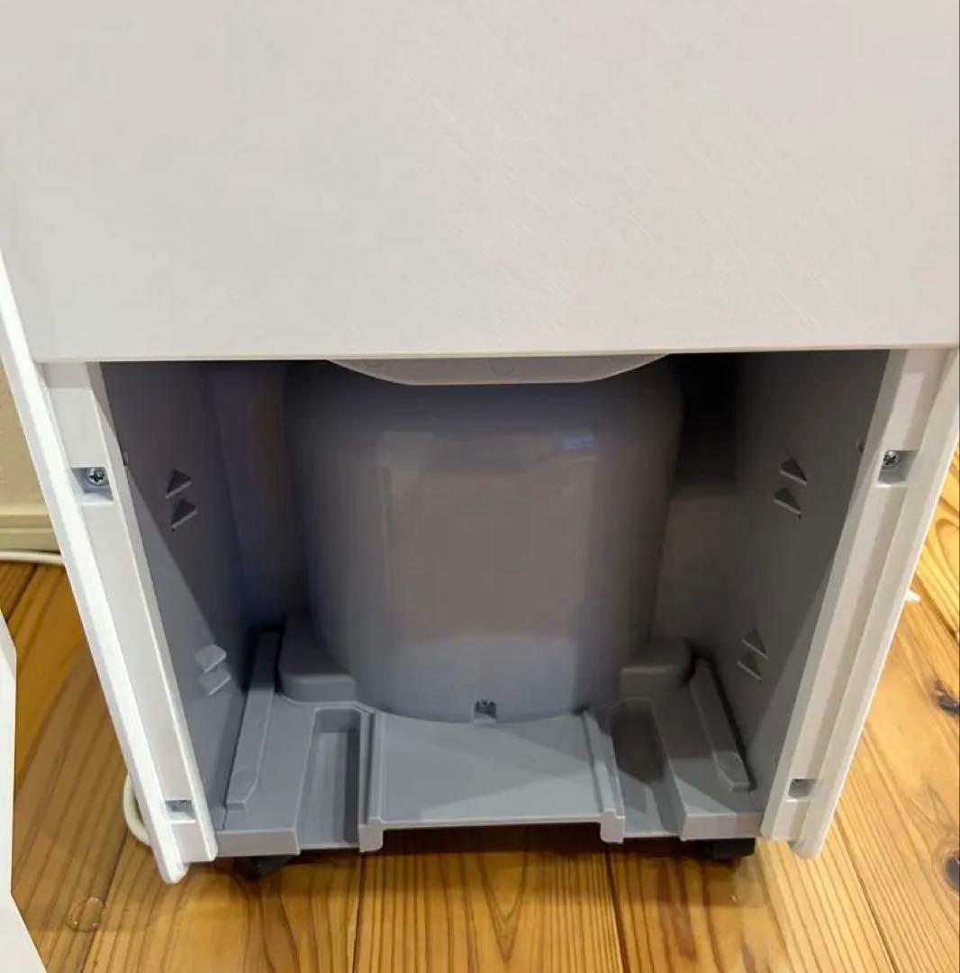 美品　山善 除湿機 YDC-H120 除湿能力約12ℓ／日　2025年