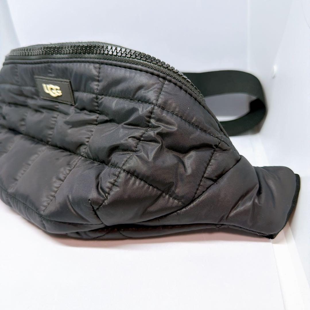 UGG アグ ナイロン キルティング ボディバッグ ショルダーバッグ