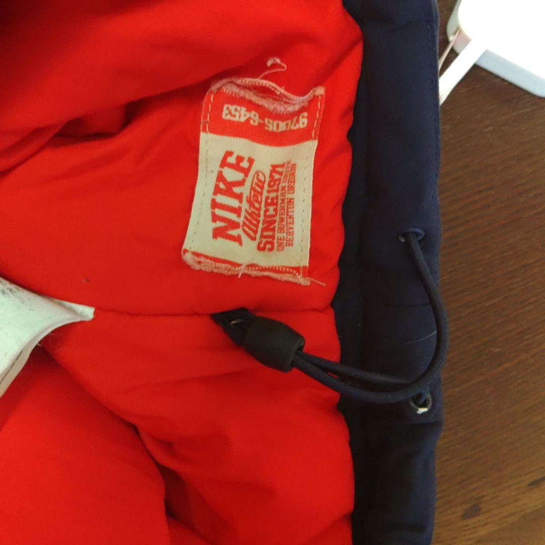 NIKE ネイビー ベスト ロゴ入り2000年レア、中綿